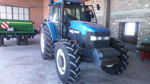 NEW HOLLAND 8560 wheel tractor